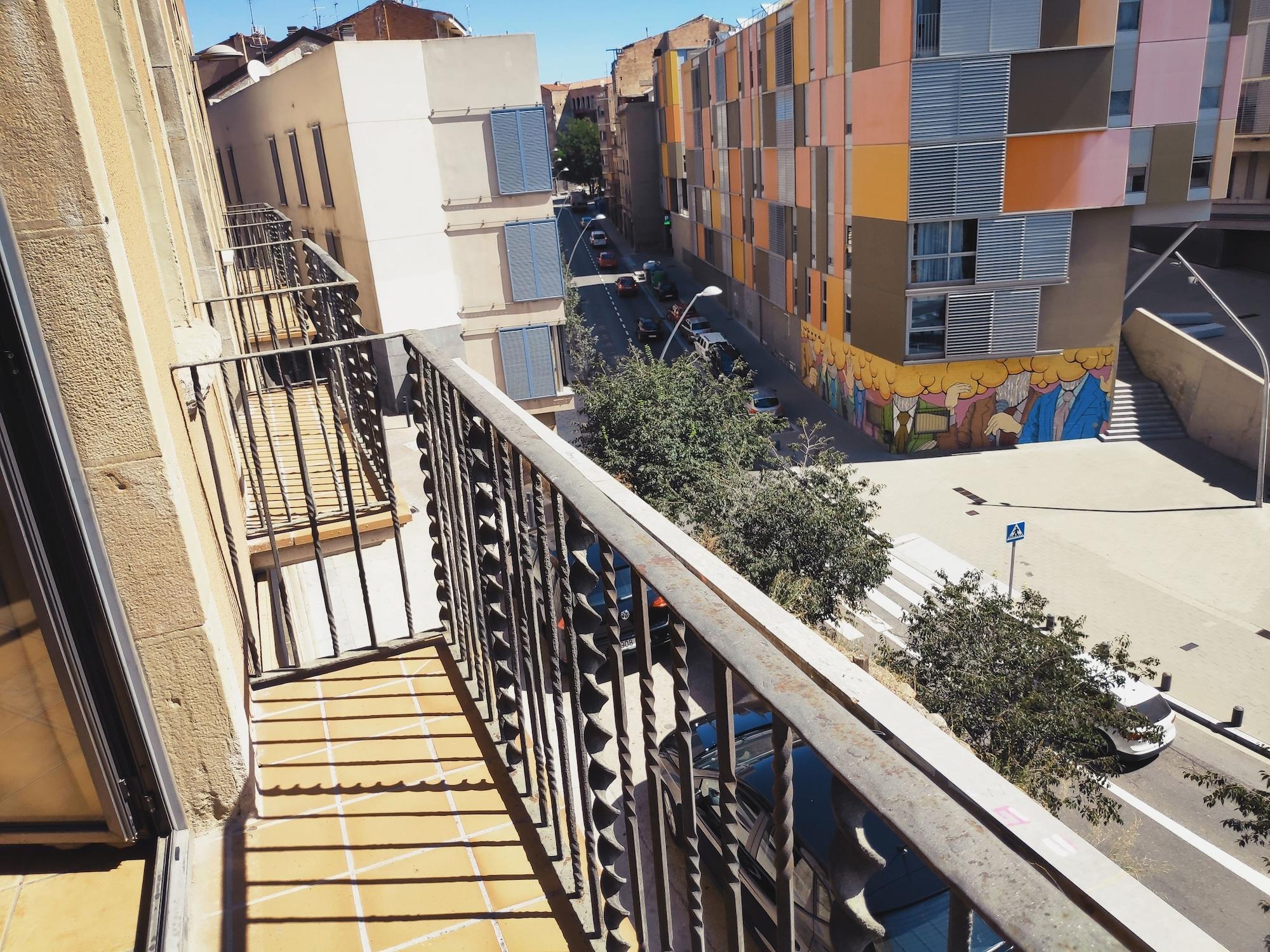 Urbi Apartments มันเรซา ภายนอก รูปภาพ